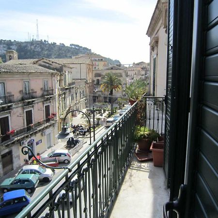 Casa Vacanze Mafalda Apartman Modica Kültér fotó