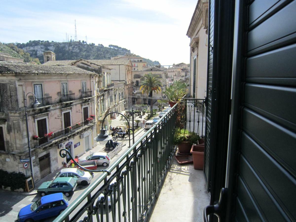 Casa Vacanze Mafalda Apartman Modica Kültér fotó